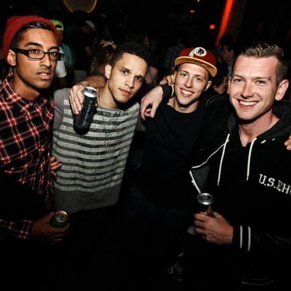 Meet your Posher, Derick - Picture 1 of 1